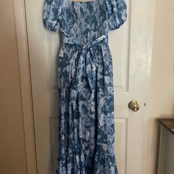 Altar’d State Elegant Floral Blue Maxi Dress - Picture 7 of 7